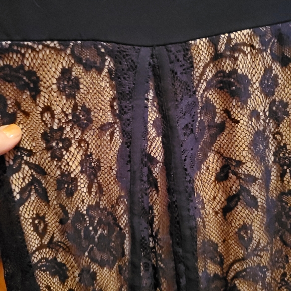 MAXI DRESS LACE DETAIL - Picture 3 of 4